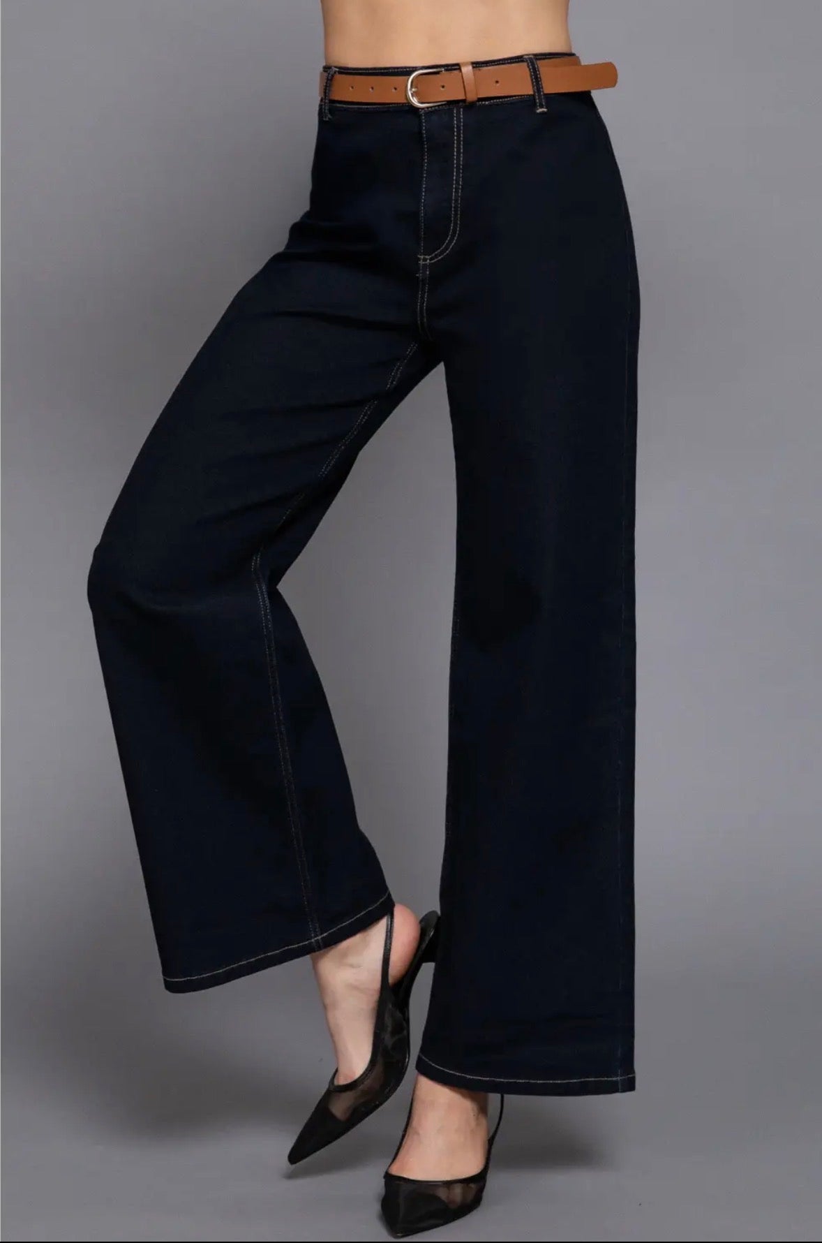 Dark Jeans Pants with Belt