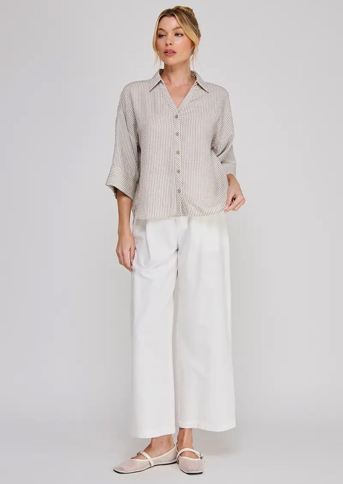 Stripped buttons top